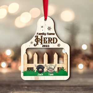 Highland Cow Family, Personalized Wood Ornament, Christmas Ornament, Xmas Gift For Family - Ornament - GoDuckee
