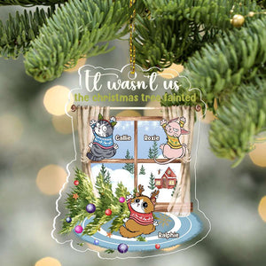 It Wasn't Us The Christmas Tree Fainted, Personalized Ornament, Gifts For Cat Lover - Ornament - GoDuckee