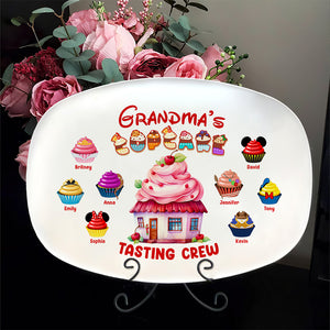 Family Cupcake Tasting Crew, Personalized Resin Plate, Gifts For Family - Resin Plate - GoDuckee