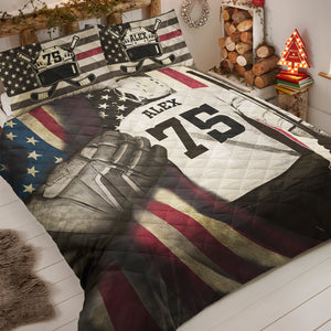 Hockey Man Back Personalized Quilt Bed Set - Quilts & Comforters - GoDuckee