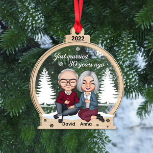 Just Married Years Ago Ornament, Personalized Old Couple Ornament, Christmas Tree Decor - Ornament - GoDuckee