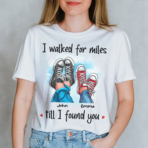 Couple Shoes 03QHHN061222 T-shirt Hoodie Sweatshirt - Shirts - GoDuckee