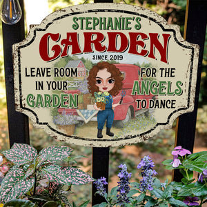Leave Room In Your Garden Personalized Gardening Metal Sign - Metal Wall Art - GoDuckee