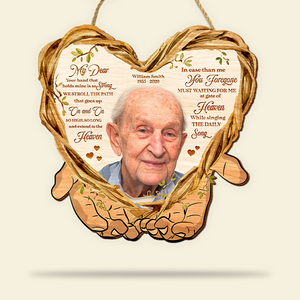 Personalized Memorial Wood Sign For The Loss Of Loved One, Your Hand That Holds Mine Is So Strong - Wood Sign - GoDuckee