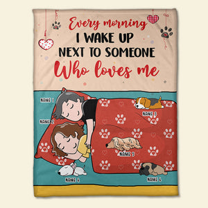 Personalized Dog Mom & Dad Blanket - Every Morning I Wake Up Next To Someone - Blanket - GoDuckee
