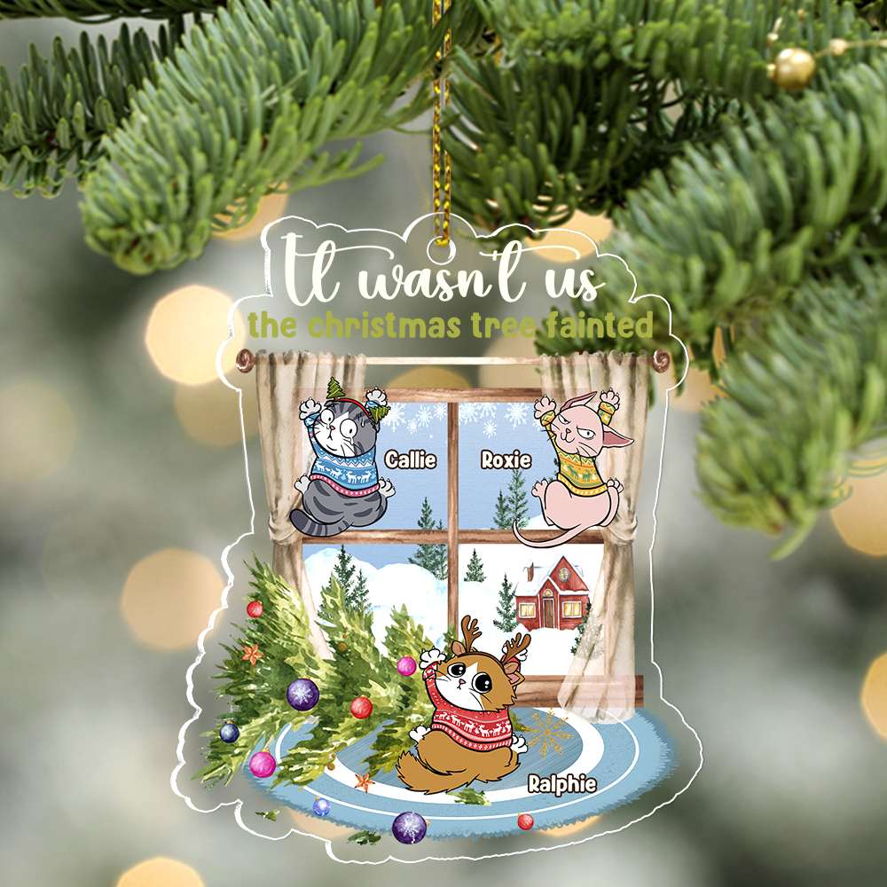 It Wasn't Us The Christmas Tree Fainted, Personalized Ornament, Gifts For Cat Lover - Ornament - GoDuckee