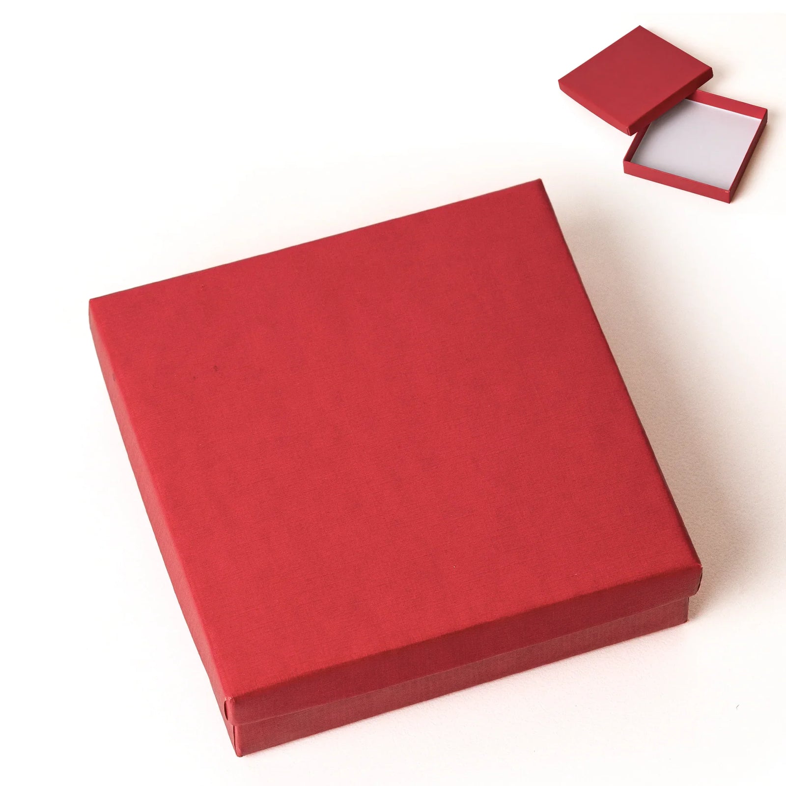 Red Add-On Gift Box Service (GDK) - - GoDuckee