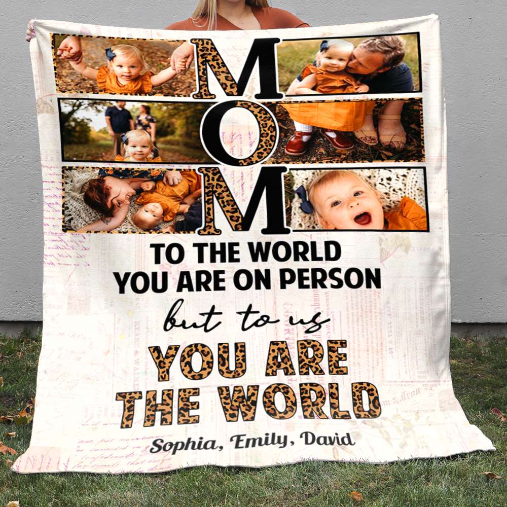 MOM You're The World, Personalized Blanket, Gifts For Mom - Blanket - GoDuckee