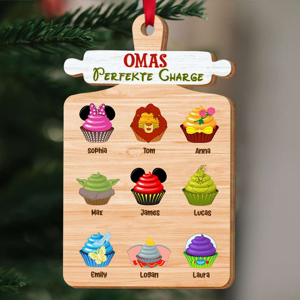 Omas Perfekte Charge, Cupcake Kinderornament, Weihnachtsgeschenk für die Familie 01HUTI281023QN - Ornament - GoDuckee