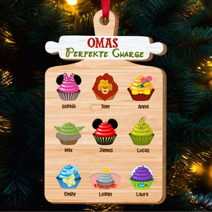 Omas Perfekte Charge, Cupcake Kinderornament, Weihnachtsgeschenk für die Familie 01HUTI281023QN - Ornament - GoDuckee