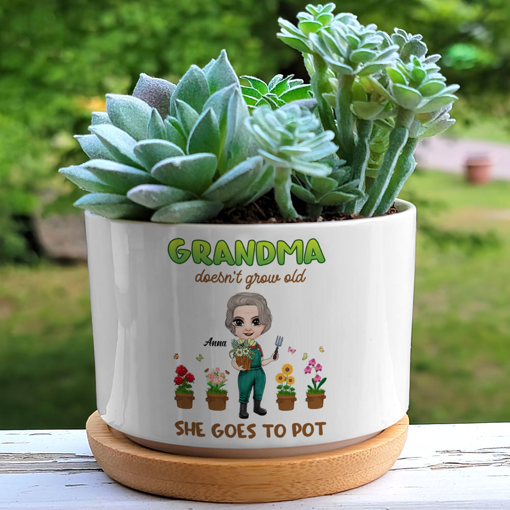 Grandma Doesn't Grow Old, Personalized Plant Pot, Gift For Grandma/Grandpa - Plant Pot - GoDuckee