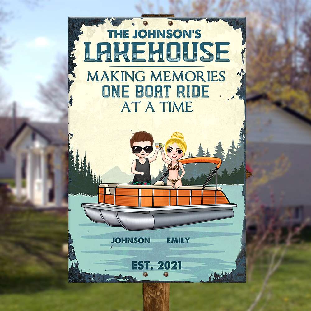 Personalized Pontoon Couple Metal Sign - Pontoon Lakehouse Making Memories One Boat Ride At A Time Fol7-Vd3 - Metal Wall Art - GoDuckee