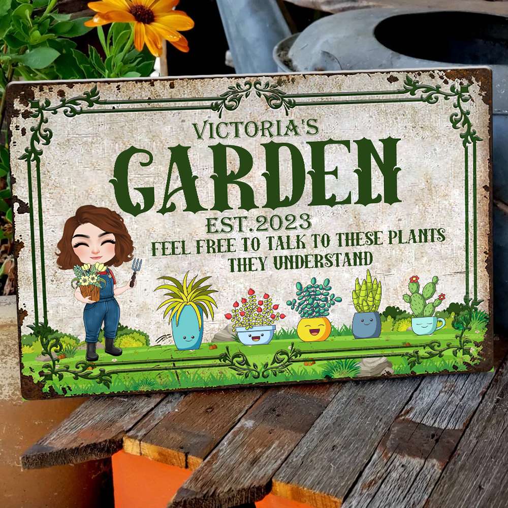 Feel Free To Talk To These Plants, Personalized Metal Sign, Gift For Gardening Girl - Metal Wall Art - GoDuckee