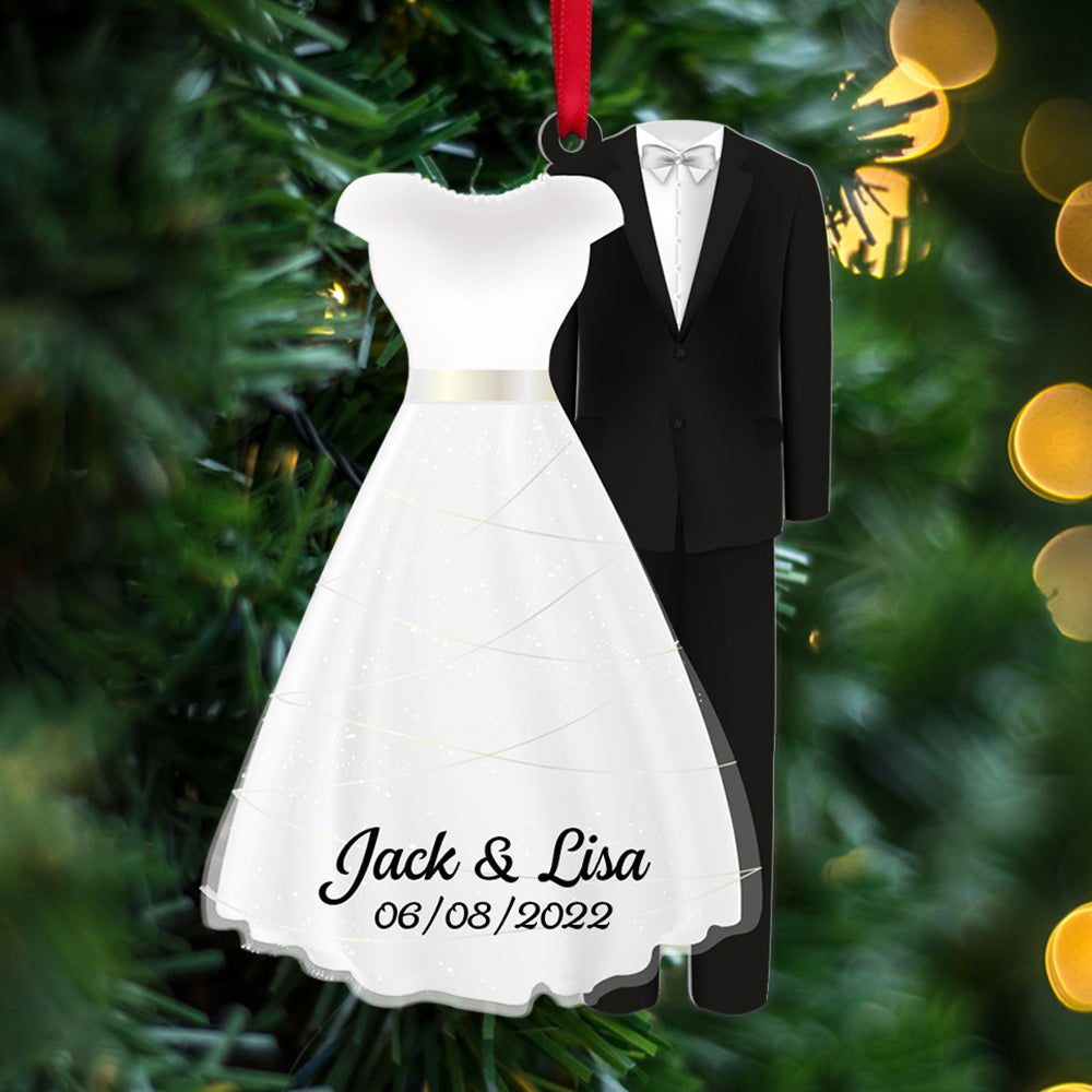 Personalized Newlywed Couple Ornament, Christmas Gift For Couple - Ornament - GoDuckee