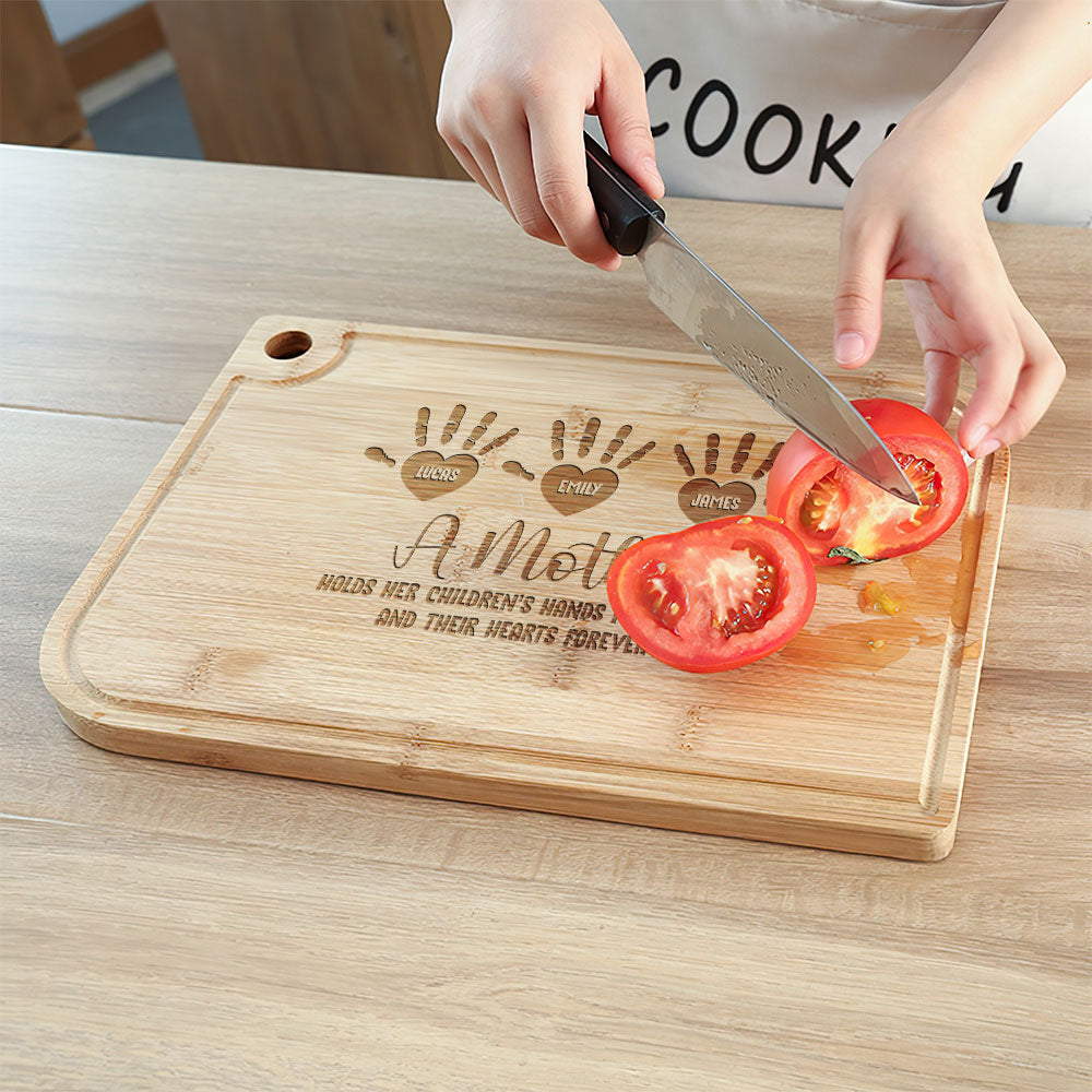 Mom Cutting Board Personalized | Mom's Kitchen Cutting Board | Engraved  Cutting Board for Mom | Mothers Day Cutting Board Gift for Mom