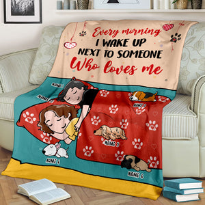 Personalized Dog Mom & Dad Blanket - Every Morning I Wake Up Next To Someone - Blanket - GoDuckee